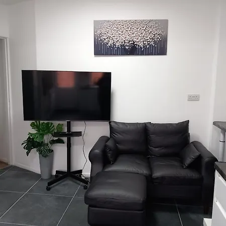 Josteestay Apartments -Rooms